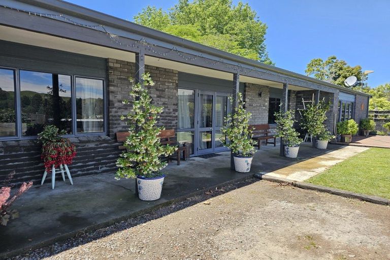 Photo of property in 537 Apley Road, Puketapu, Napier, 4184