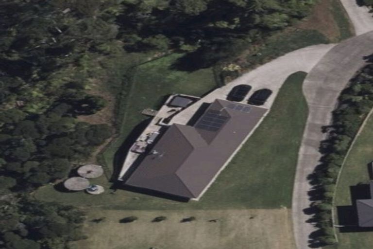 Photo of property in 22b Sunnyvale Road, Swanson, Auckland, 0614