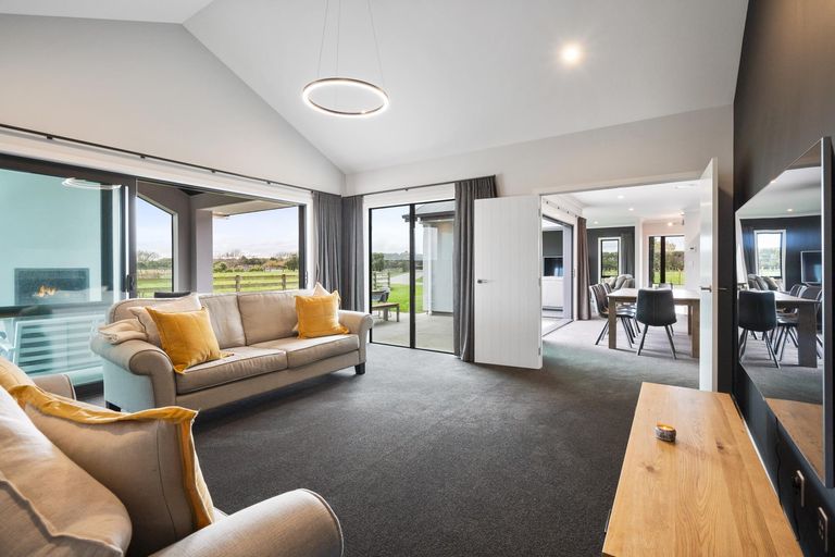 Photo of property in 170 Shirriffs Road, Awapuni, Palmerston North, 4412