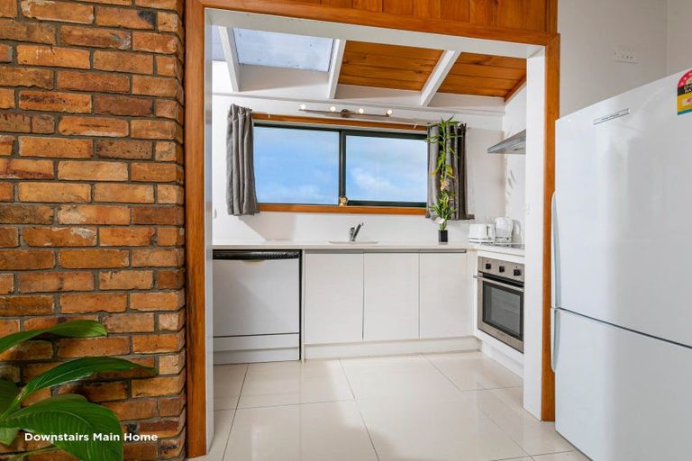 Photo of property in 512 Oaia Road, Muriwai, 0881