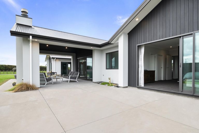 Photo of property in 170 Shirriffs Road, Awapuni, Palmerston North, 4412
