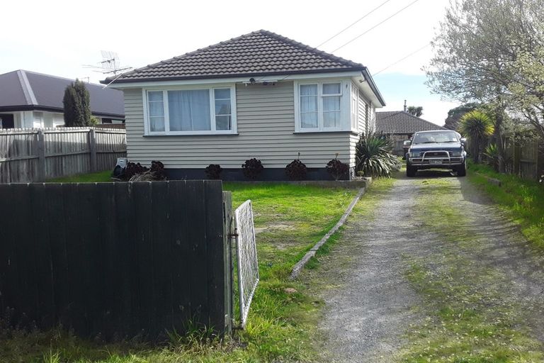 Photo of property in 11 Woodgrove Avenue, North New Brighton, Christchurch, 8083