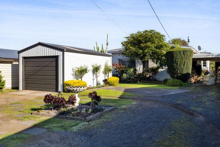 Photo of property in 13 Disraeli Street, Hawera, 4610