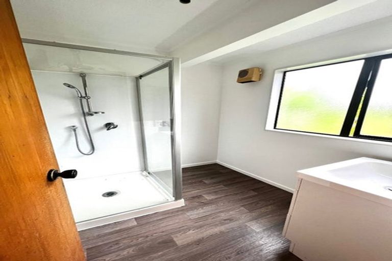 Photo of property in 1/57 Nigel Road, Browns Bay, Auckland, 0630