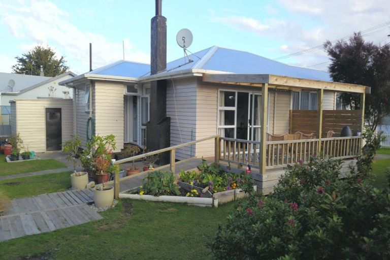 Photo of property in 5 Jenks Street, Foxton, 4814