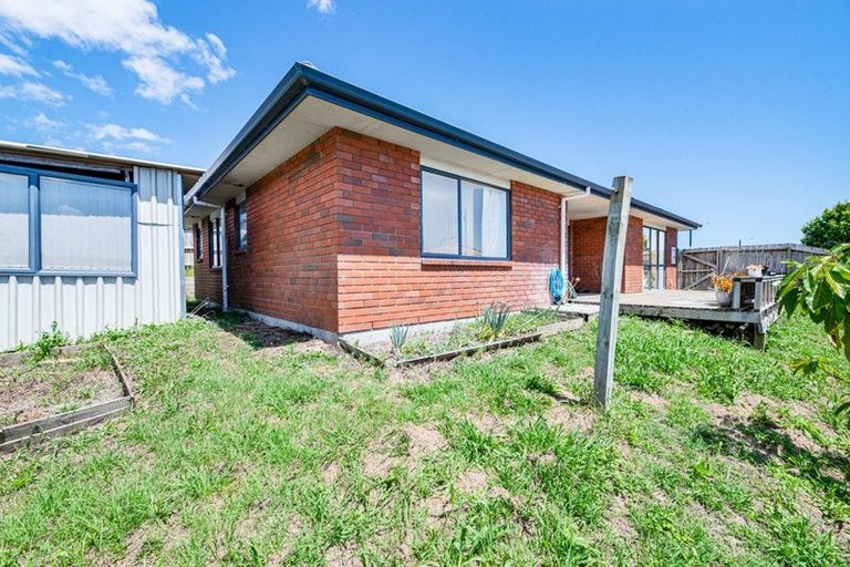Photo of property in 22 Mili Way, Ranui, Auckland, 0612