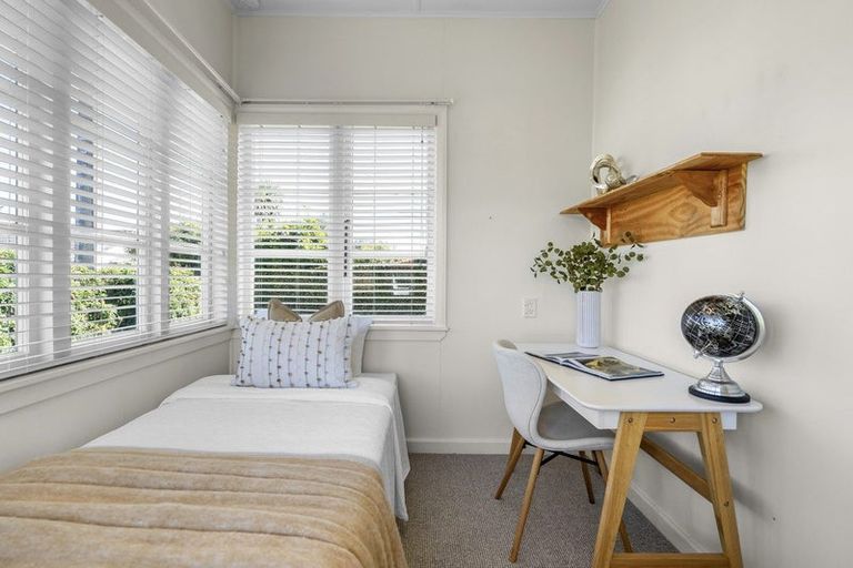 Photo of property in 127b Williams Street, Cambridge, 3434