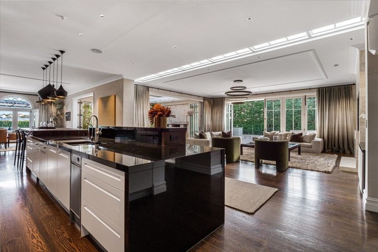 Photo of property in 120 Victoria Avenue, Remuera, Auckland, 1050