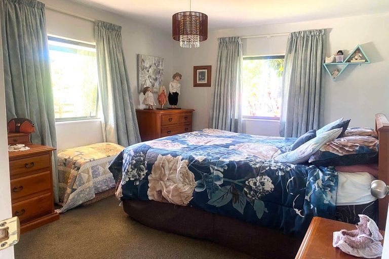 Photo of property in 215 Utopia Road, Westport, 7892