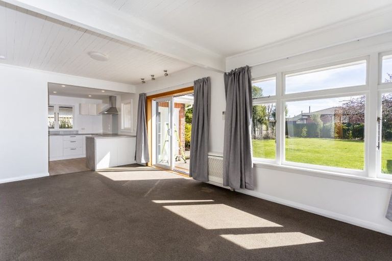Photo of property in 190 Cashmere Road, Hoon Hay, Christchurch, 8025
