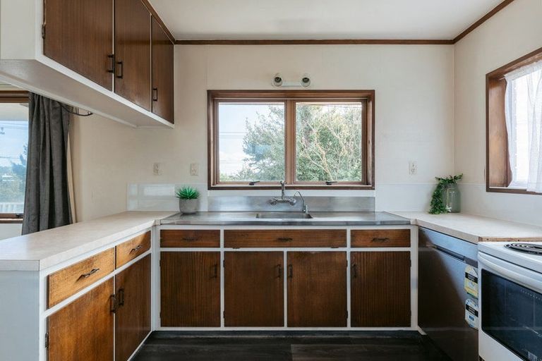 Photo of property in 142 Cambridge Road, Bethlehem, Tauranga, 3110