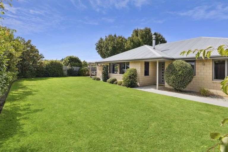 Photo of property in 88 Mount Iron Drive, Wanaka, 9305