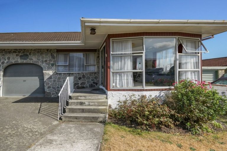 Photo of property in 2/41 Fergusson Street, Stoke, Nelson, 7011