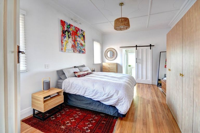 Photo of property in 1 Oakland Street, Andersons Bay, Dunedin, 9013