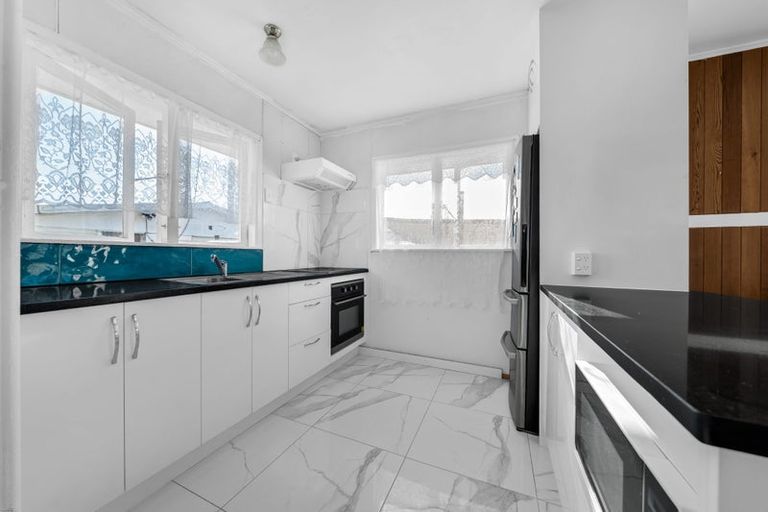 Photo of property in 33 Haddon Street, Mangere East, Auckland, 2024