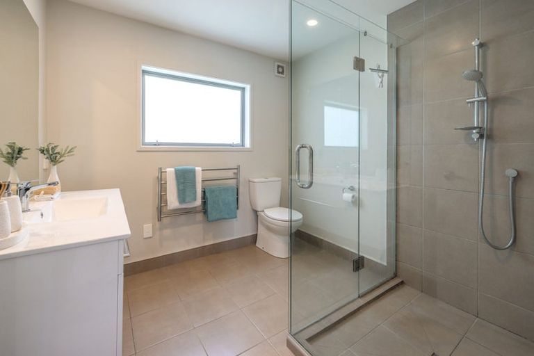 Photo of property in 19 Sea View Road, Ostend, Waiheke Island, 1081
