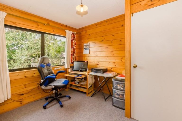 Photo of property in 42a Sunshine Avenue, Paraparaumu, 5032