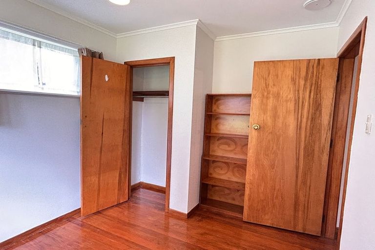 Photo of property in 21 Shanaway Rise, Hillcrest, Auckland, 0627