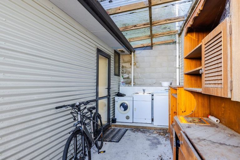 Photo of property in 12 Glen Road, Mornington, Dunedin, 9011