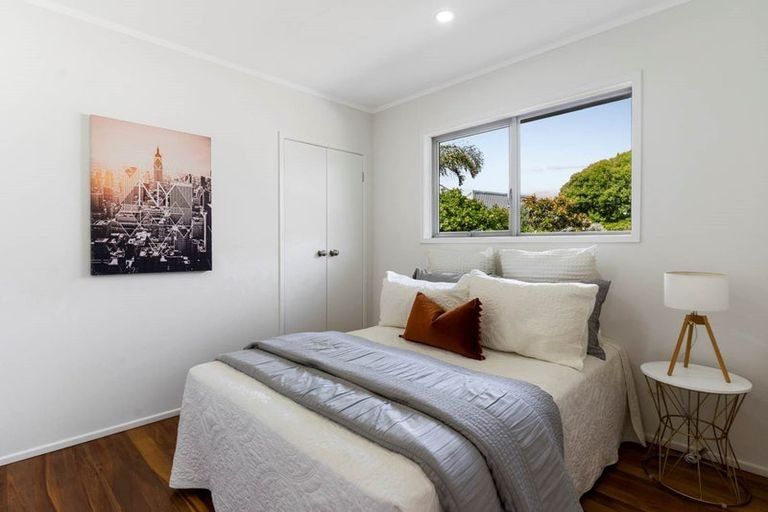 Photo of property in 51 Marriott Road, Pakuranga, Auckland, 2010