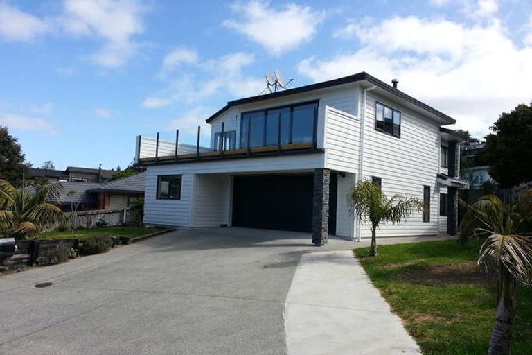 Photo of property in 6a Ashley Avenue, Long Bay, Auckland, 0630
