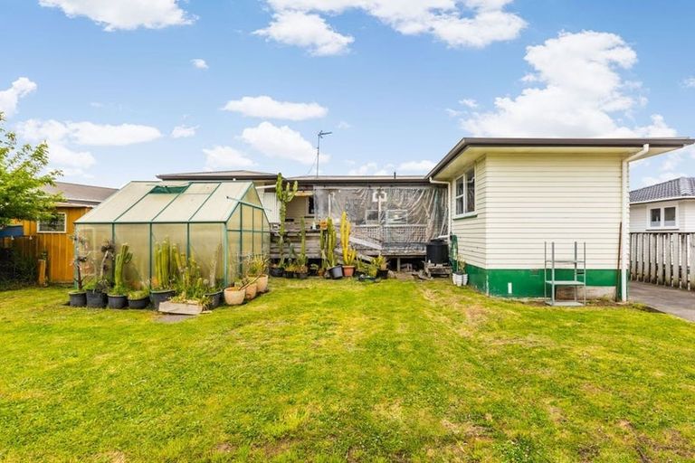 Photo of property in 55 Tatariki Street, Rosehill, Papakura, 2113