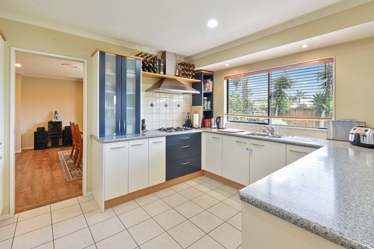 Photo of property in 19 Fergy Crescent, Wattle Downs, Auckland, 2103