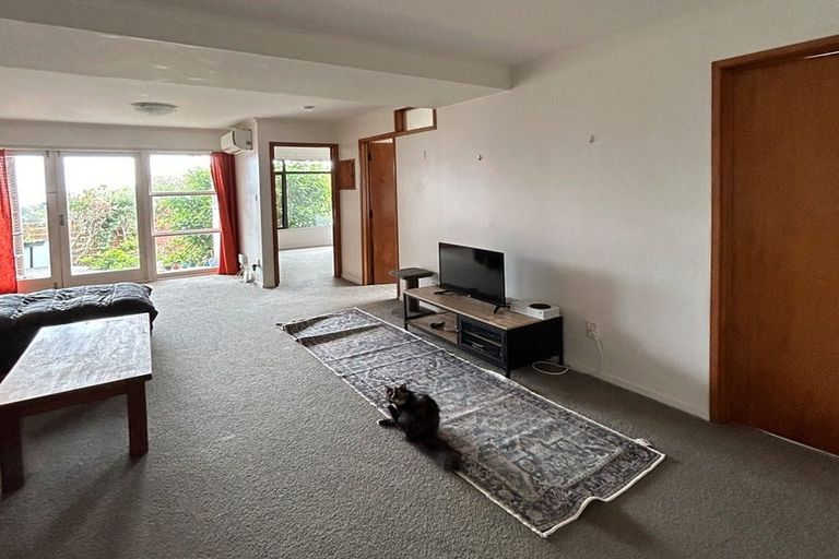 Photo of property in 69 Aberdeen Road, Castor Bay, Auckland, 0620