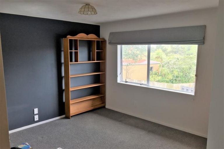 Photo of property in 1/3 Miriam Corban Heights, Henderson, Auckland, 0612