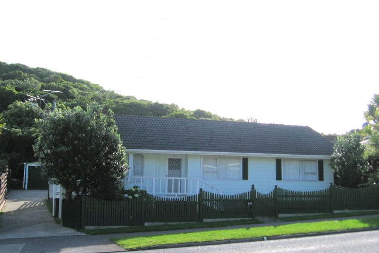 Photo of property in 225 Major Drive, Kelson, Lower Hutt, 5010