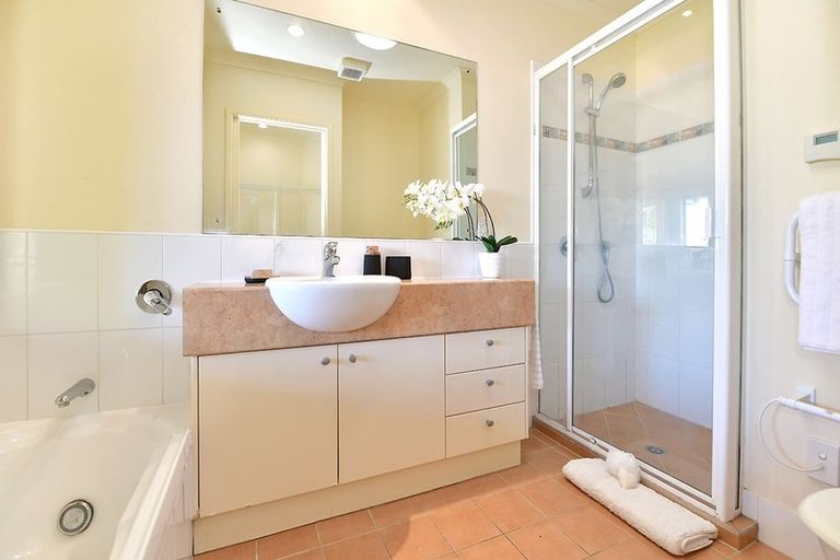 Photo of property in 6 Trimaran Drive, Gulf Harbour, Whangaparaoa, 0930