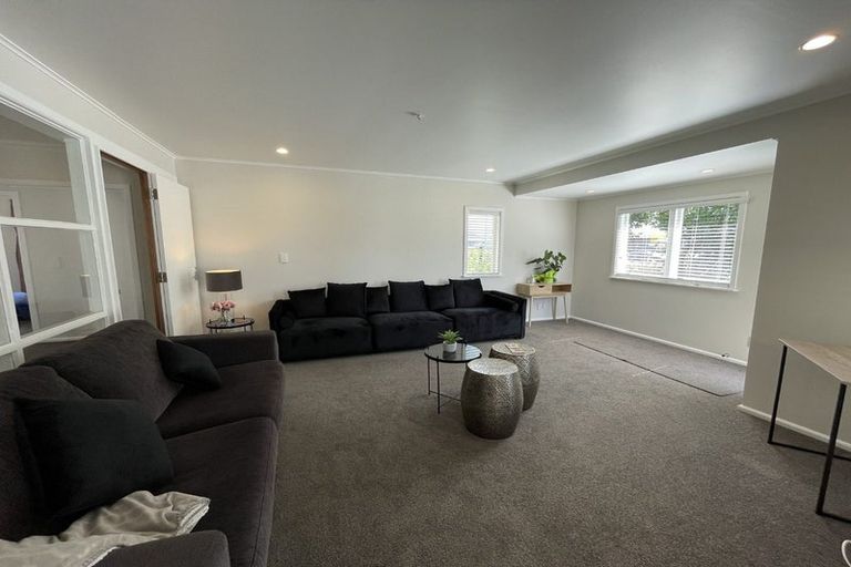 Photo of property in 117 Taradale Road, Onekawa, Napier, 4110