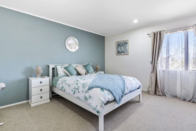 Photo of property in 4 Kora Avenue, Ranui, Auckland, 0612