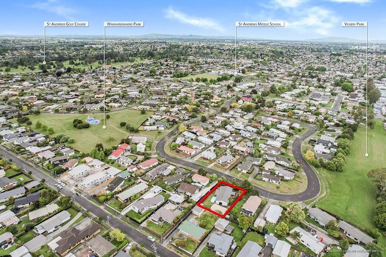 Photo of property in 42 Garland Drive, St Andrews, Hamilton, 3200