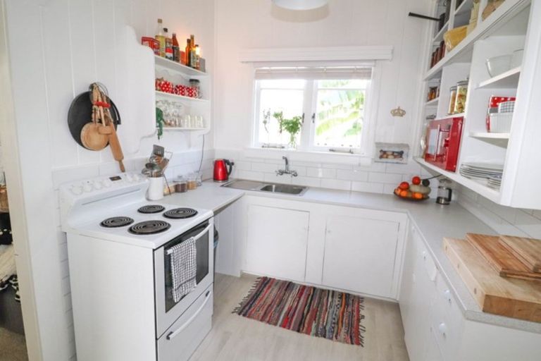 Photo of property in 811 Pollen Street, Thames, 3500