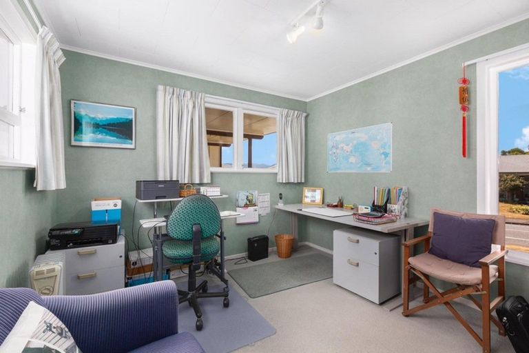 Photo of property in 20 Spinnaker Drive, Whitby, Porirua, 5024