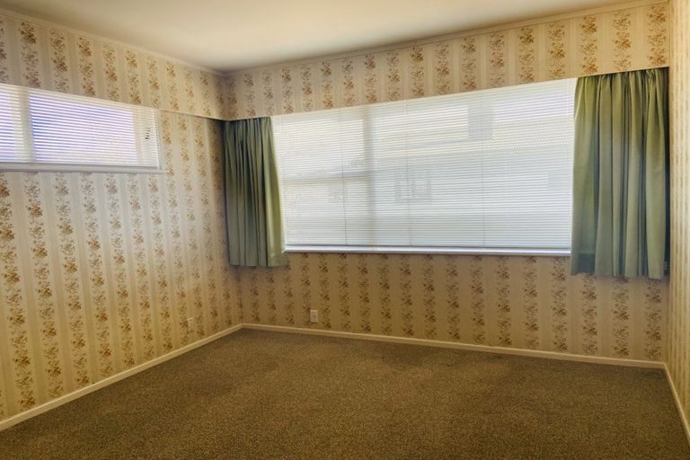 Photo of property in 1/8 Russell Road, Manurewa, Auckland, 2102