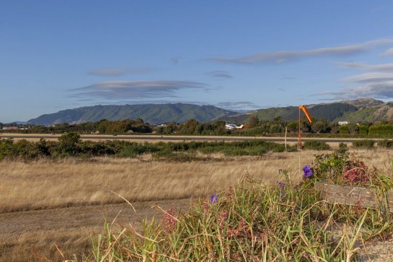 Photo of property in 6 Rewa Road, Raumati Beach, Paraparaumu, 5032