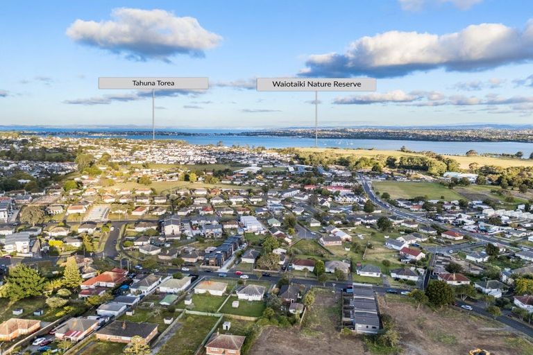 Photo of property in 8 Harlow Crescent, Glen Innes, Auckland, 1072