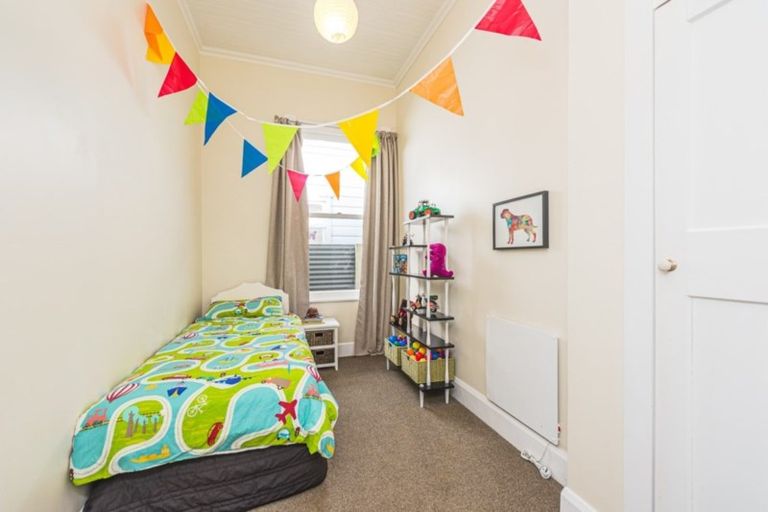 Photo of property in 72 Niblett Street, Whanganui, 4500