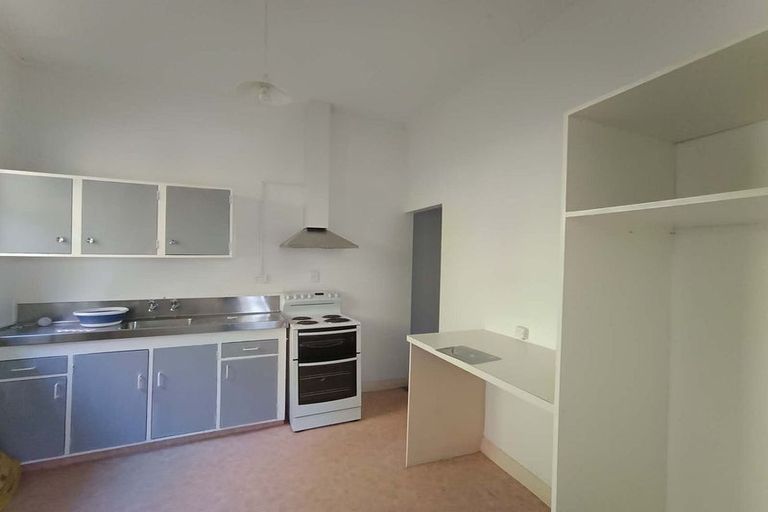 Photo of property in 1/37 Wilton Road, Wadestown, Wellington, 6012