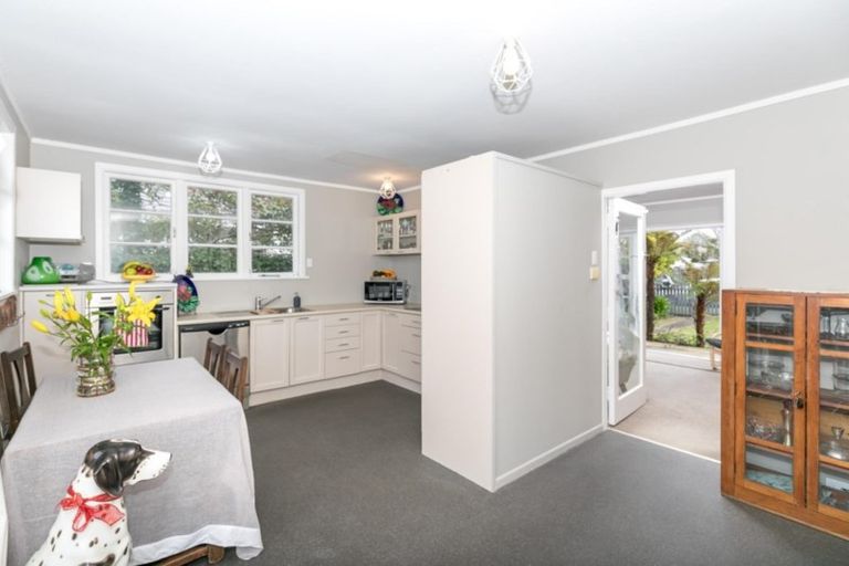 Photo of property in 1064 Heaphy Terrace, Fairfield, Hamilton, 3214