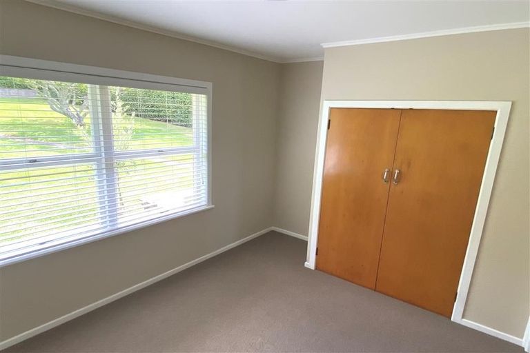 Photo of property in 54 Jaemont Avenue, Te Atatu South, Auckland, 0610