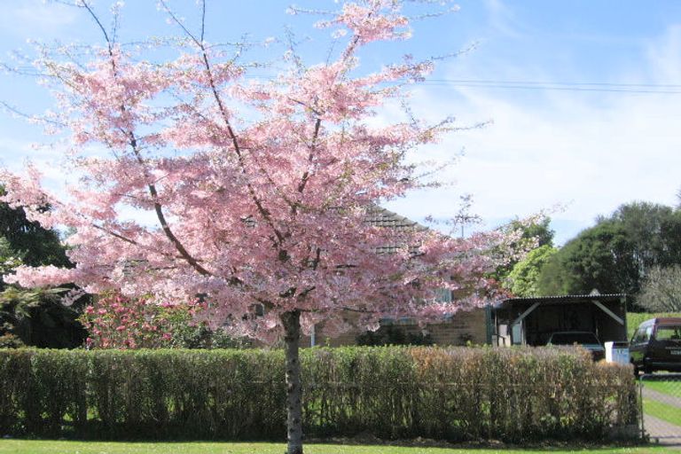 Photo of property in 17 Island View Road, Western Heights, Rotorua, 3015