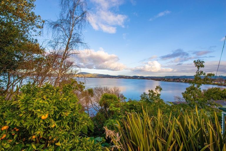 Photo of property in 157a Kawaha Point Road, Kawaha Point, Rotorua, 3010