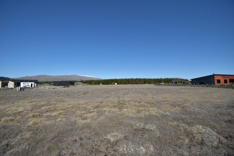 Photo of property in 64 The Drive, Twizel, 7999