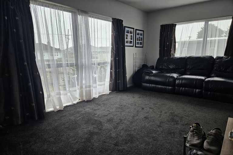 Photo of property in 56 Bower Avenue, New Brighton, Christchurch, 8083