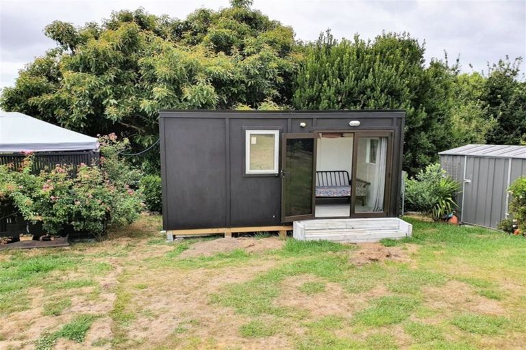 Photo of property in 8c Wiltshire Place, Te Puke, 3119