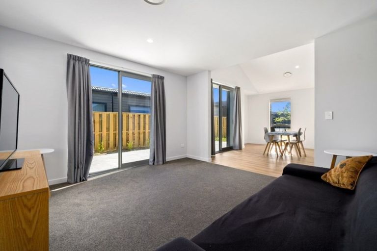 Photo of property in 26 Obelisk Street, Wanaka, 9305