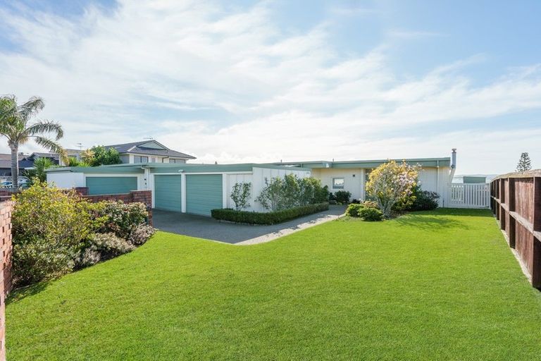 Photo of property in 82 Bramley Drive, Farm Cove, Auckland, 2012